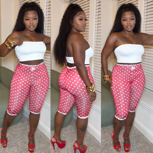 White on Red Dot Capri